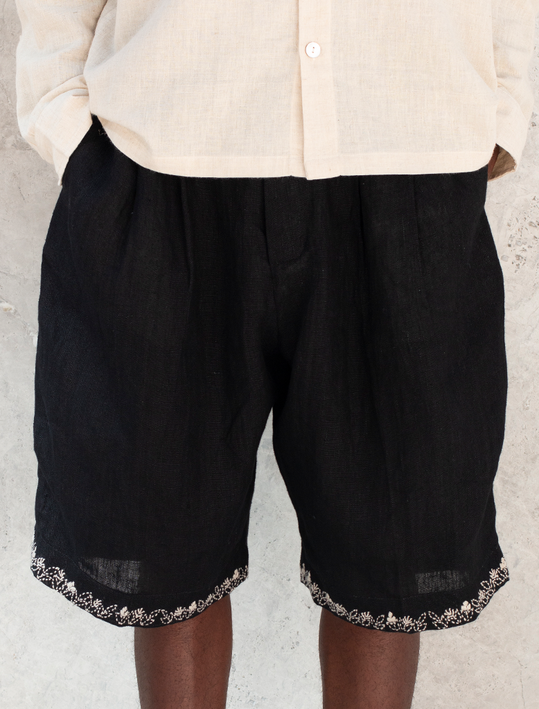 PLEATED SHORTS
