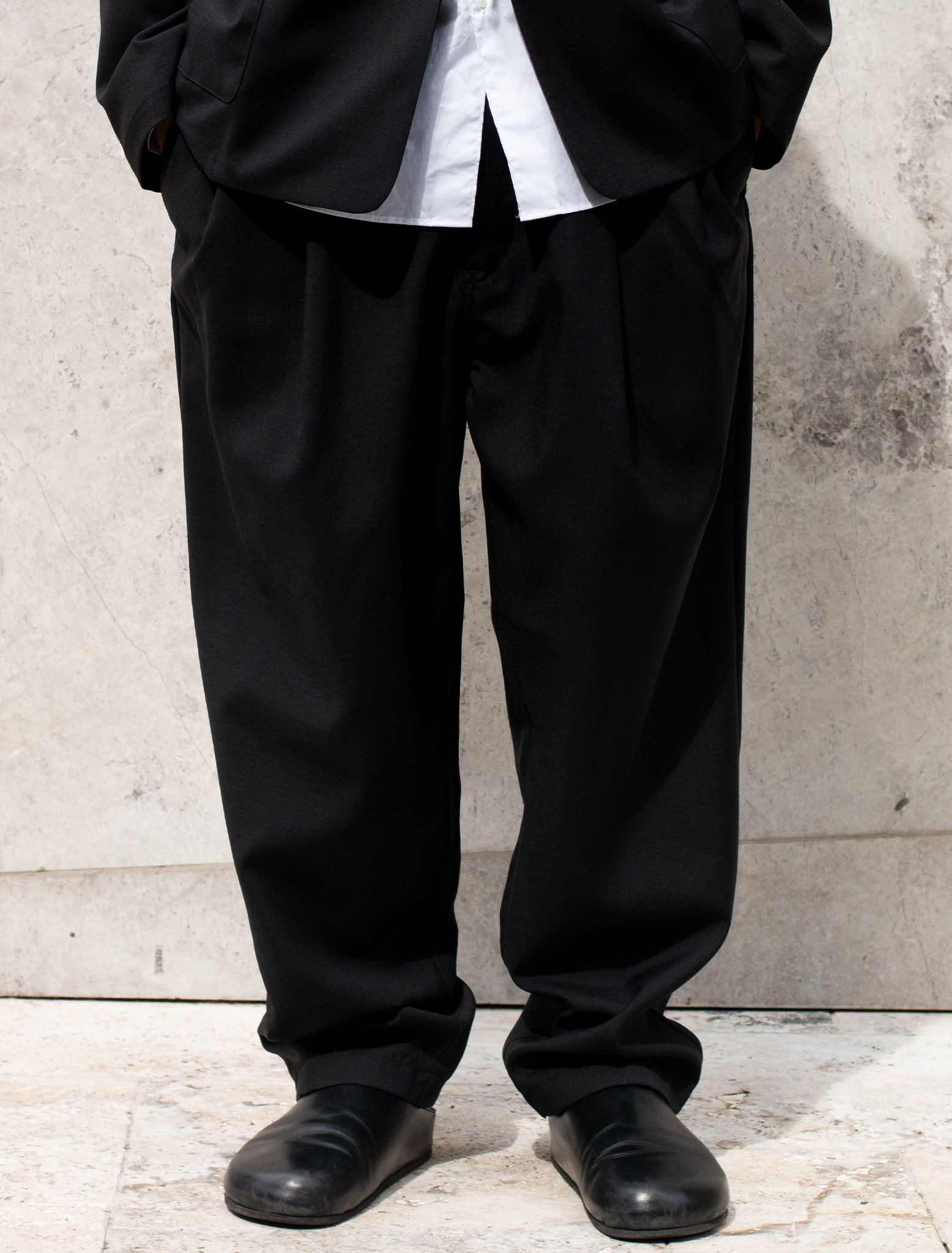 RELAXED 2 TUCK PANTS