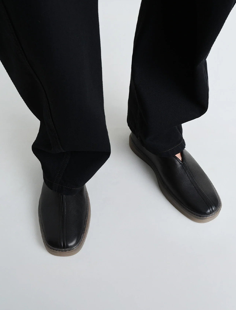 PIPED SNEAKERS