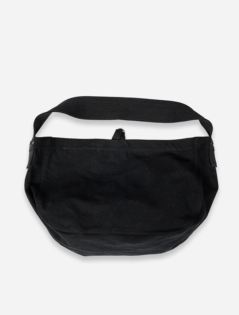 LOT. 004 NEWSBOY BAG