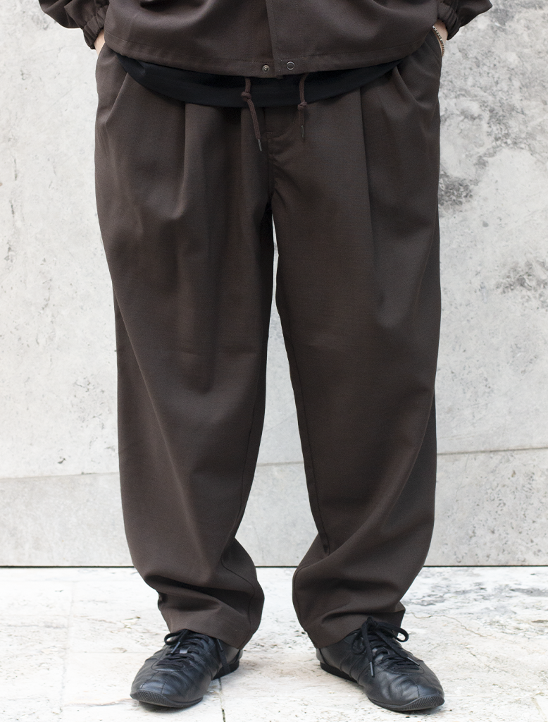 RELAXED 2 TUCK PANTS
