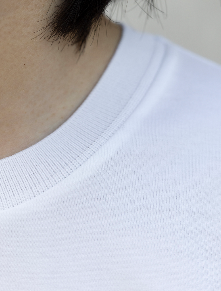 KNITTED RIBBED T-SHIRT