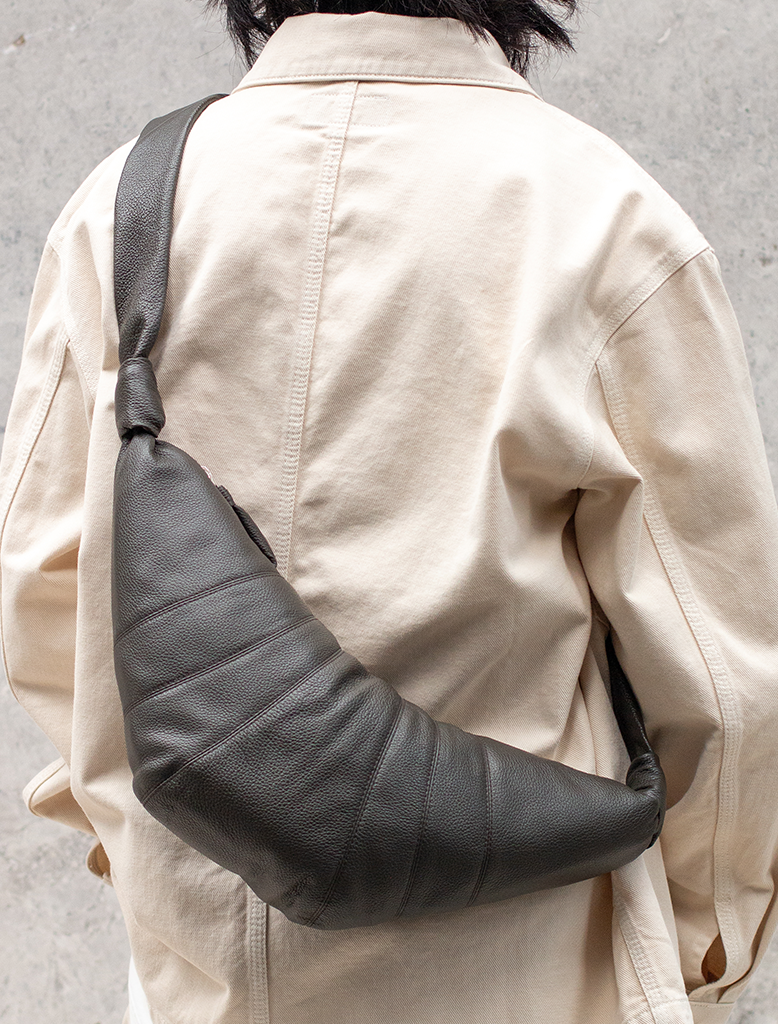 MEDIUM CROISSANT BAG