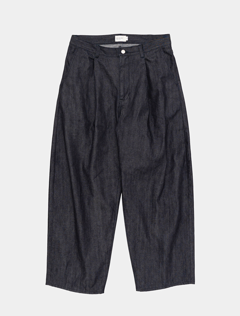 DEEP TUCK WIDE DENIM PANTS