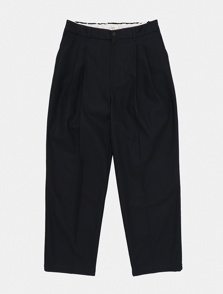 DEEP TUCK PRESSED PANTS