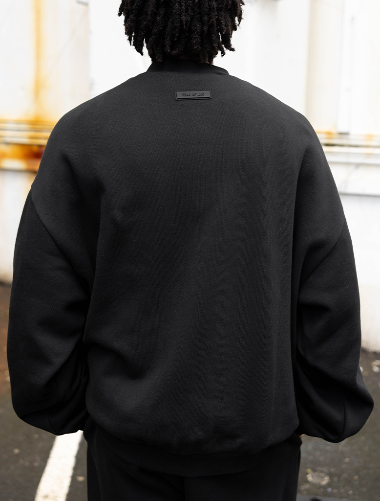 CREWNECK - JET BLACK