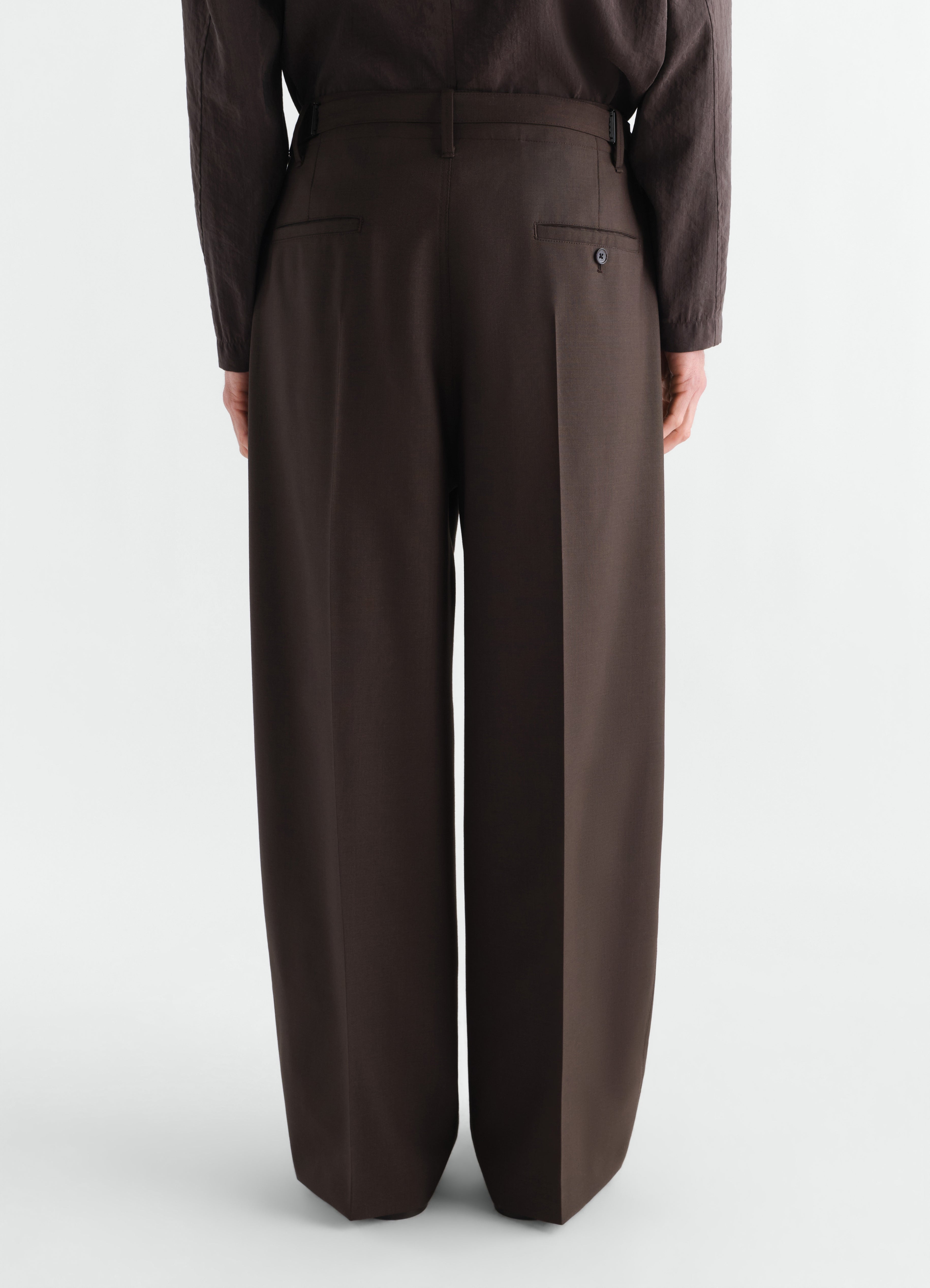 SINGLE PLEAT TAILORED PANTS