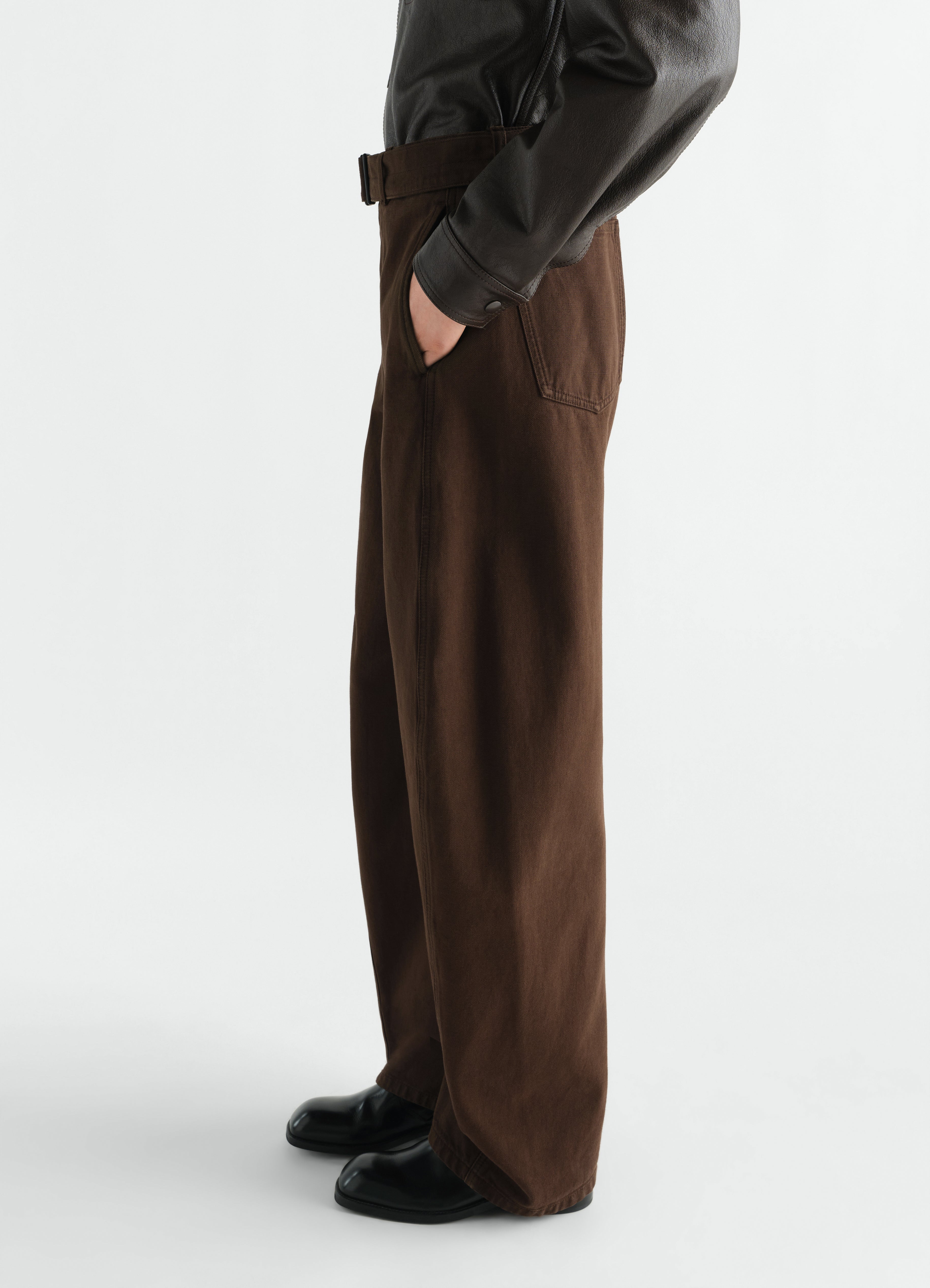 TWISTED BELTED PANTS