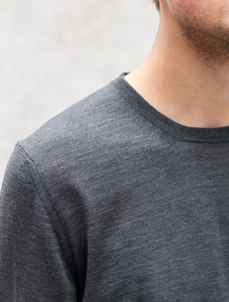 SUPERFINE MERINO CREWNECK