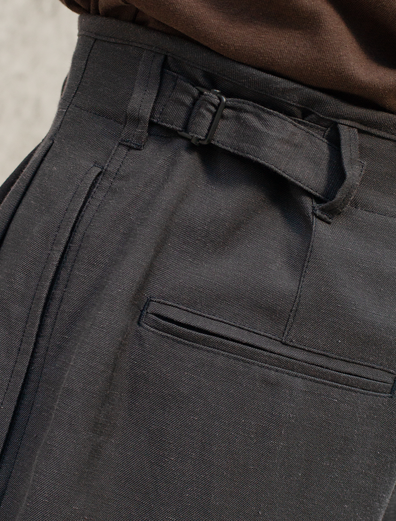 PLEATED TAILORED TROUSERS