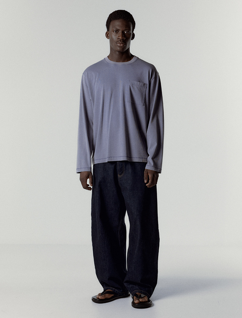RELAXED DENIM