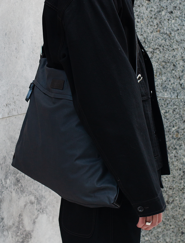 TRENCH POCKET MEDIUM BAG