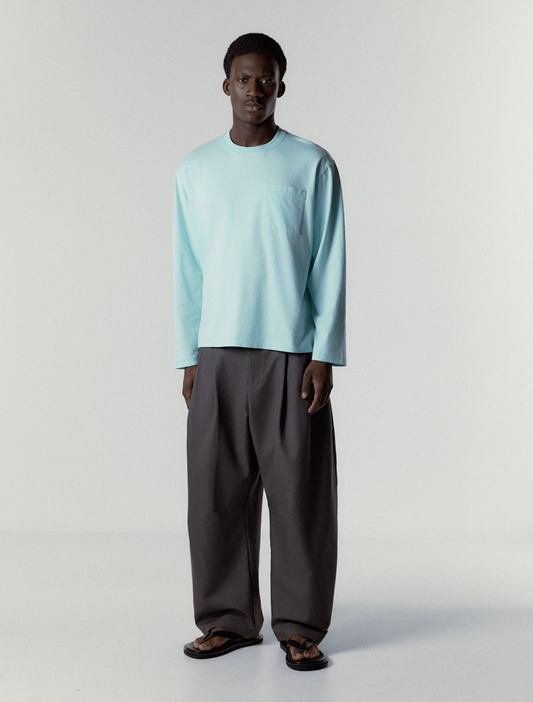 DART-KNEE PLEATED TROUSERS