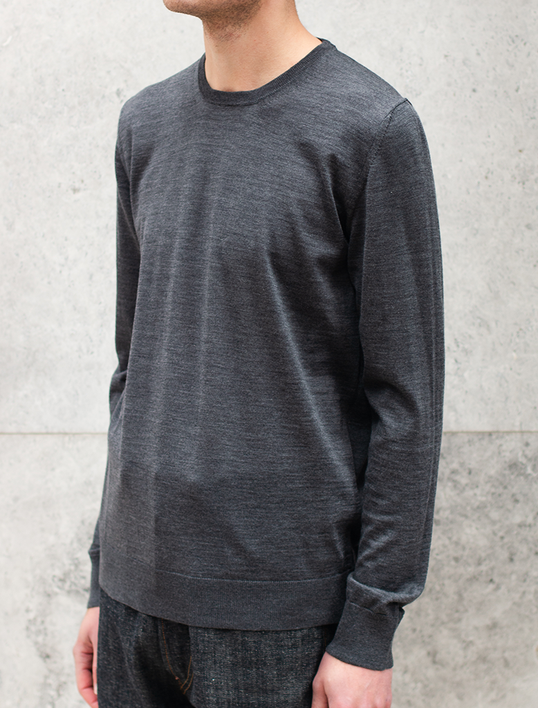 SUPERFINE MERINO CREWNECK