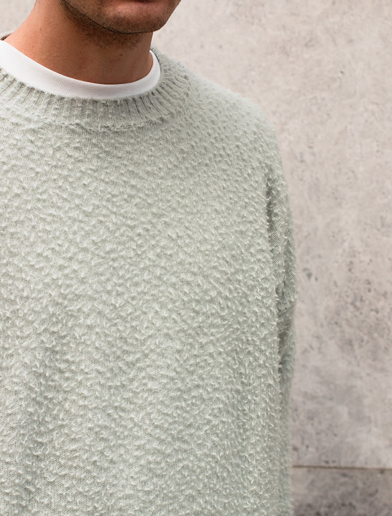 BRUSHED CREW NECK KNIT