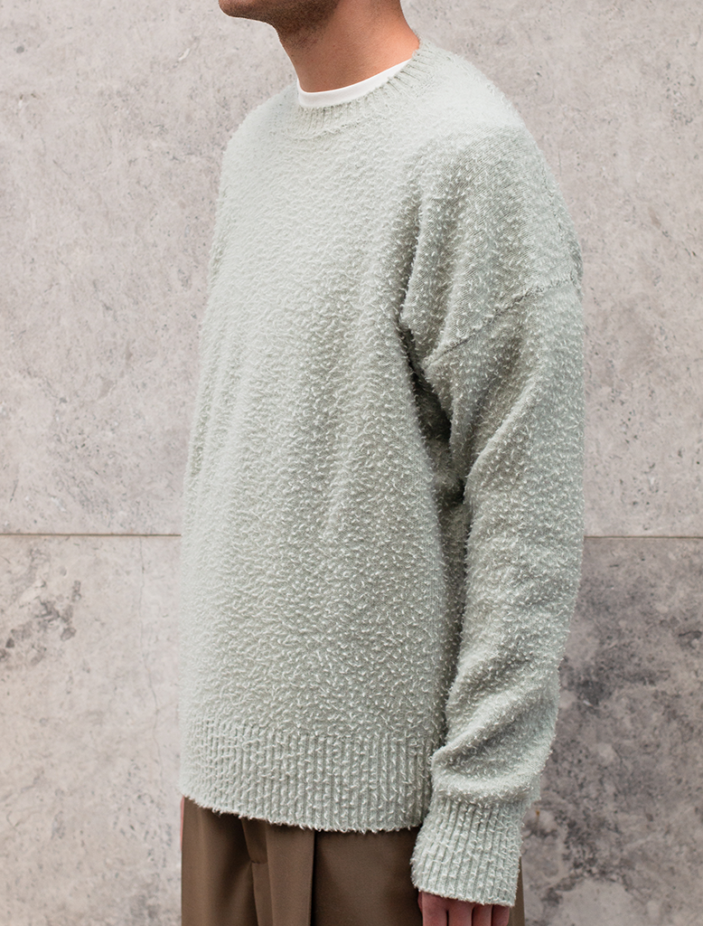 BRUSHED CREW NECK KNIT