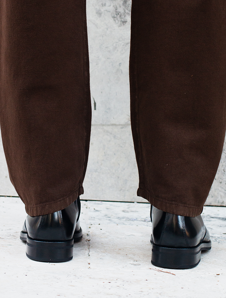ZIPPED BOOTS
