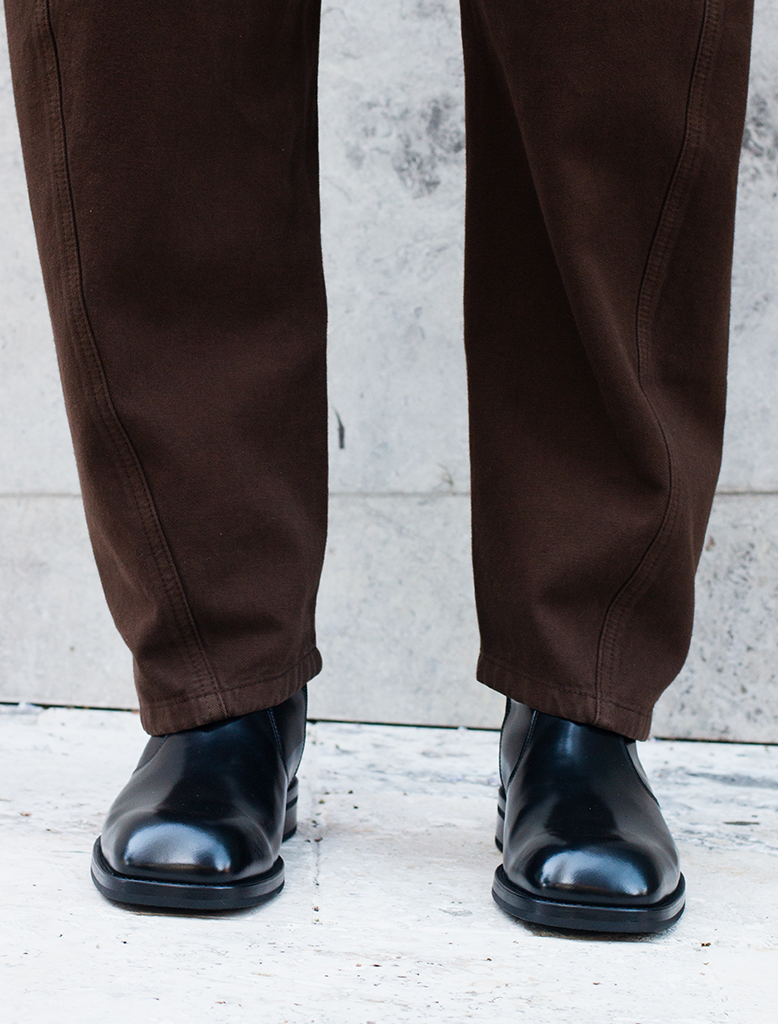 ZIPPED BOOTS