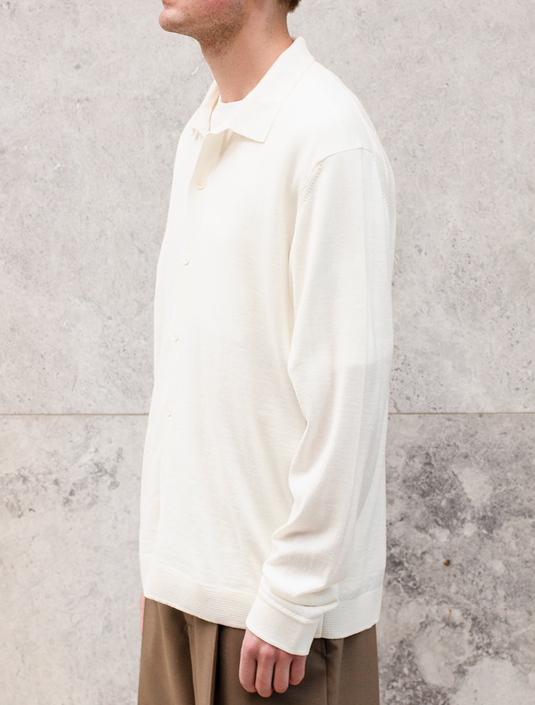 REGULAR COLLAR CARDIGAN