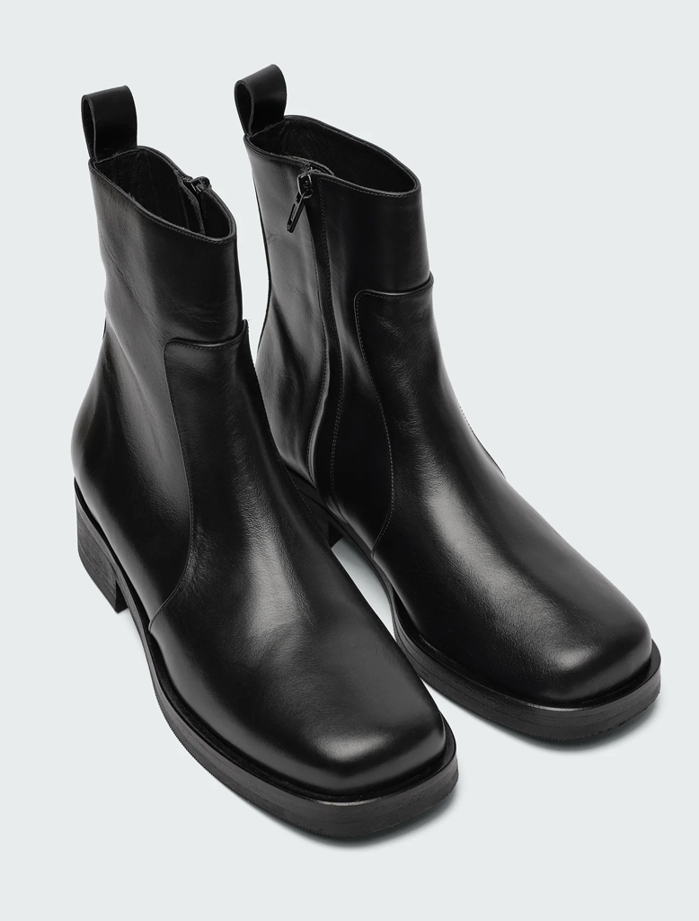 ZIPPED SQUARE TOE BOOTS