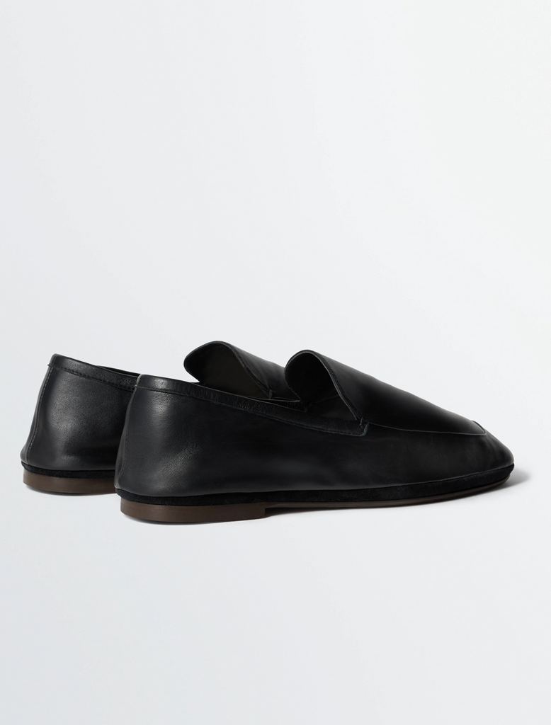 OUTDOOR SLIPPERS