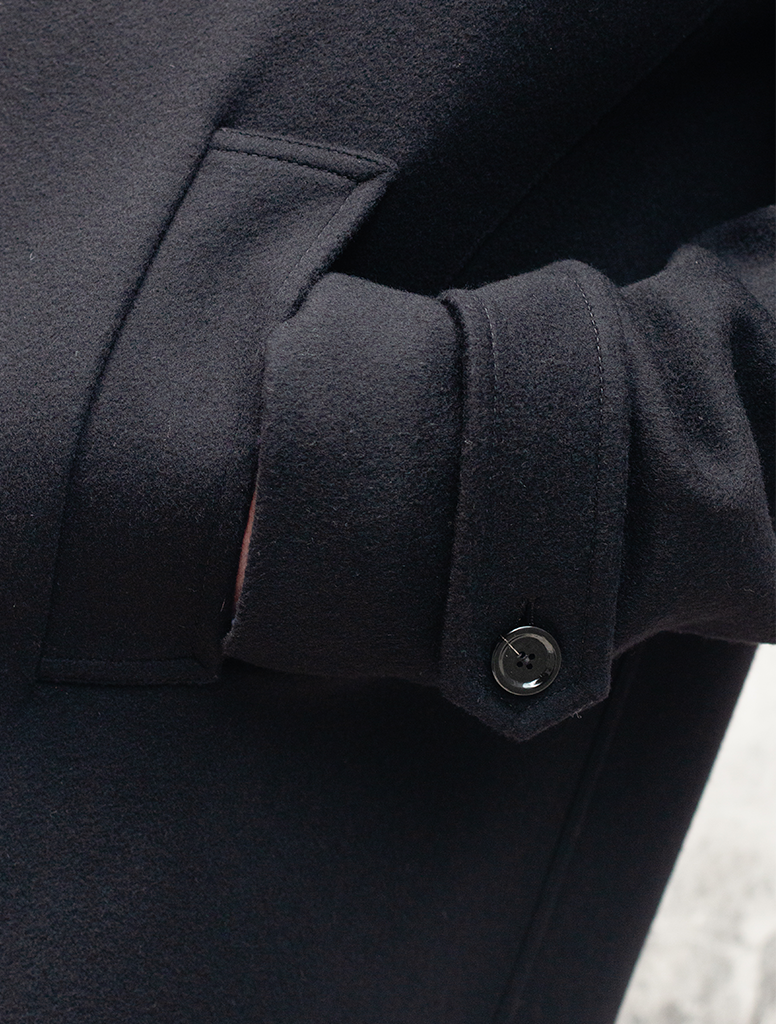 CONVERTIBLE COLLAR COAT