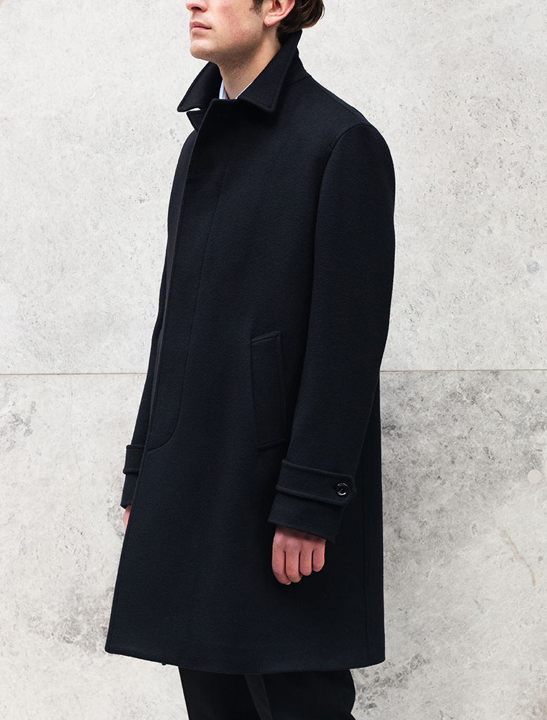 CONVERTIBLE COLLAR COAT