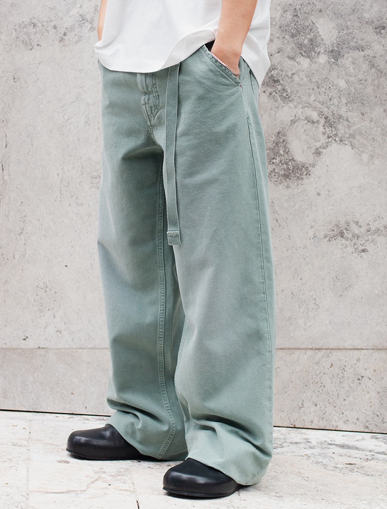 BELTED TROUSER
