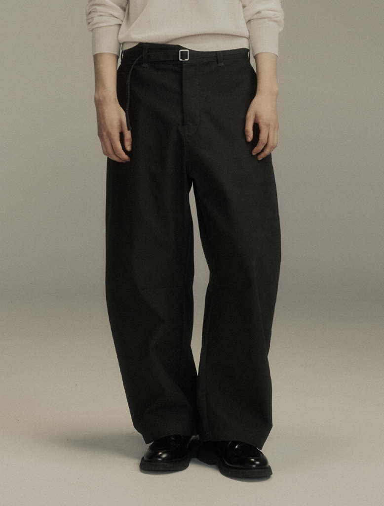 BELTED TROUSERS