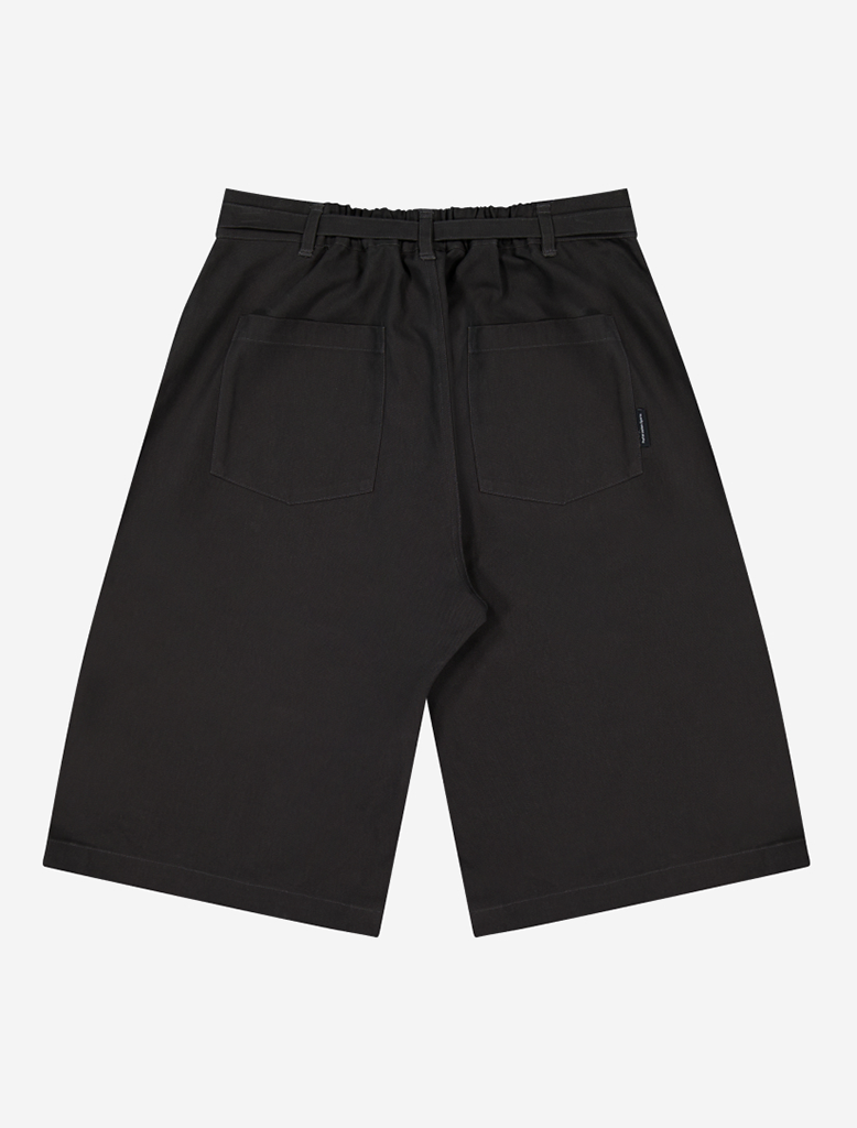BELTED SHORTS