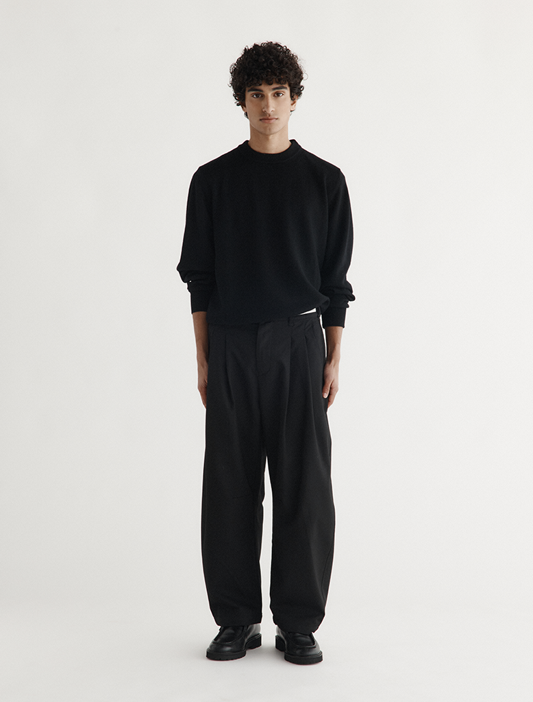 DART-KNEE PLEATED TROUSERS HERRINGBONE