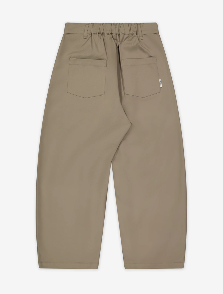 DART-KNEE PLEATED TROUSERS