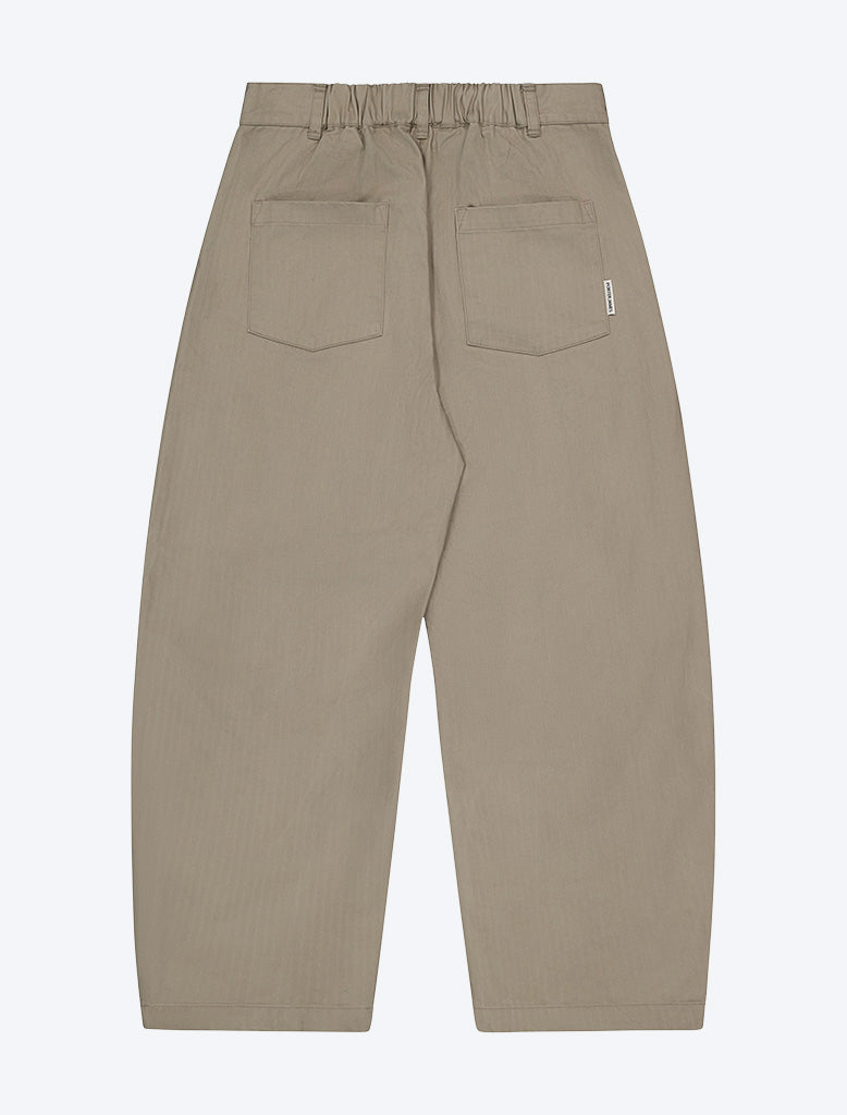 DART-KNEE PLEATED TROUSERS HERRINGBONE