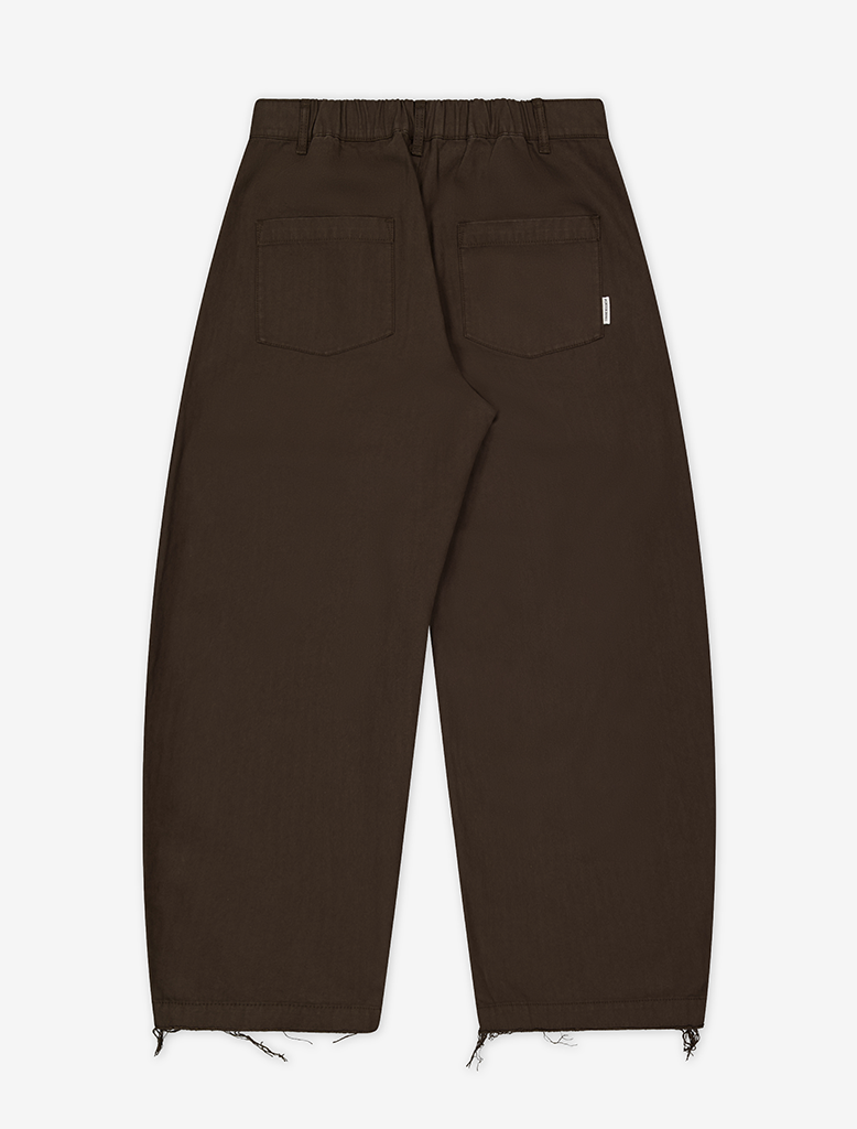 DART-KNEE PLEATED TROUSERS FRAYED